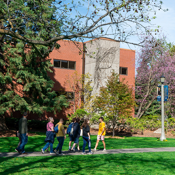 Whitman College On-Campus Tour 