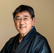 2018 Faculty Award for Service Recipient is Akira Takemoto