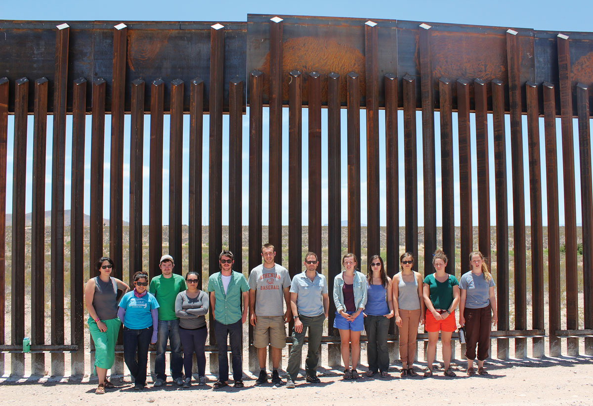 Group photo of the 2013 U.S.-Mexico Border program participants.
