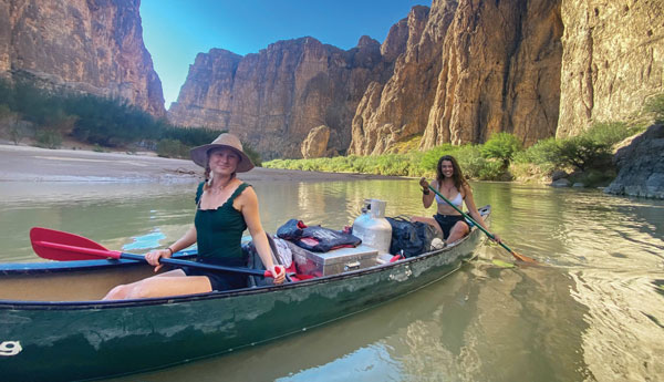 Students outdoors in Boquillas Canyon