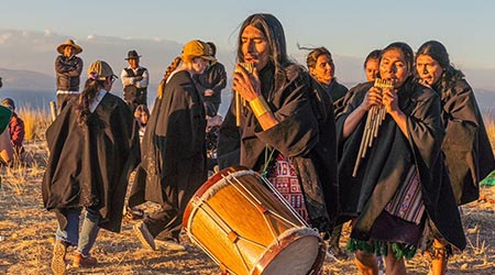 Carlos Vargas Salgado sunset performance. 