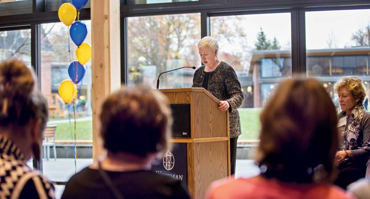 President Murray speaks to an audience.