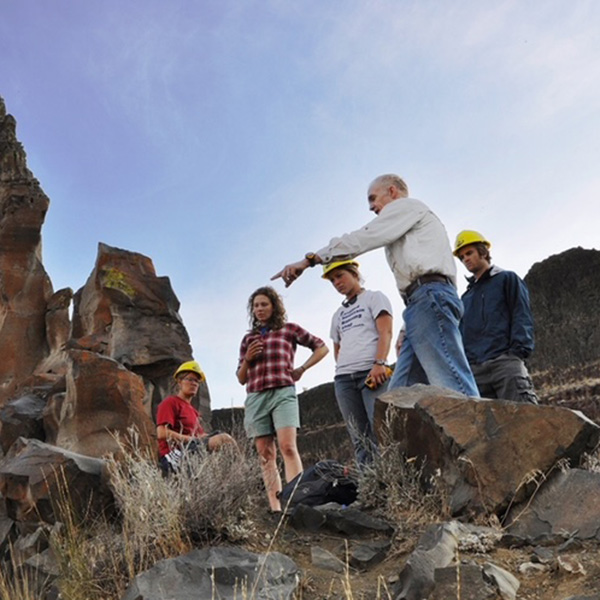 Bob Carson with a group of Whitman College students.